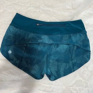 Size 2 lululemon speed up lined short 2.5”